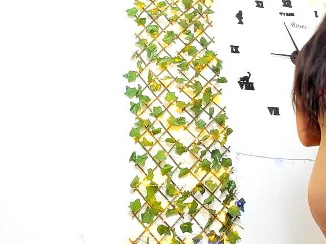 Live sex webcam photo for shermiets #277164046