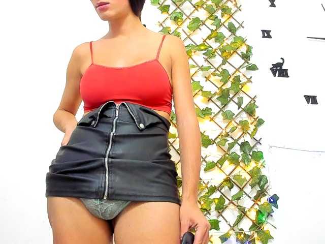 Live sex webcam photo for shermiets #277176059