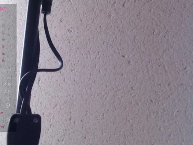 Live sex webcam photo for sheyene24 #277620206