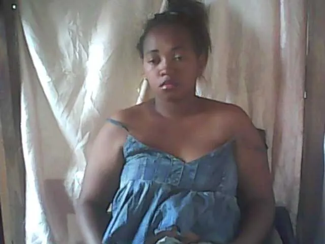 Live sex webcam photo for shntaniah5 #277461908