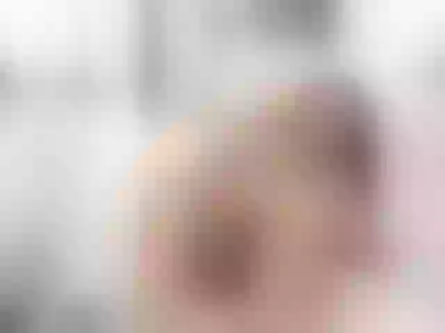 Live sex webcam photo for shrenoaparsi1 #275957866