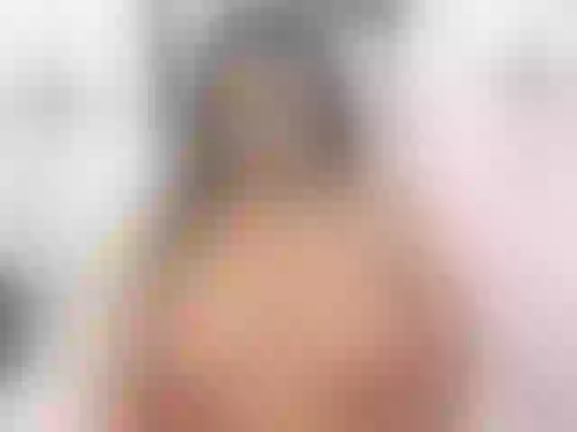 Live sex webcam photo for shrenoaparsi1 #276065164