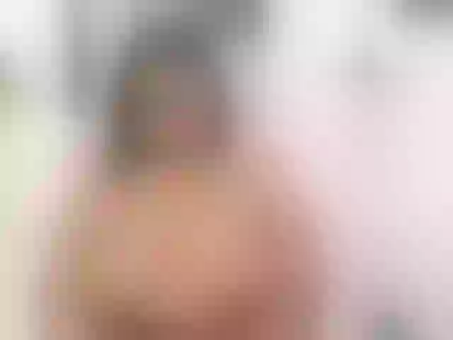 Live sex webcam photo for shrenoaparsi1 #276144675