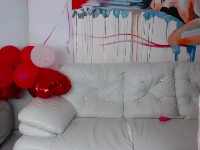 Live sex webcam photo for shyboobz #272449357