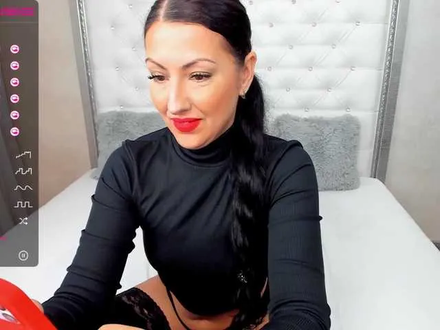 Live sex webcam photo for shycinderela #272479943