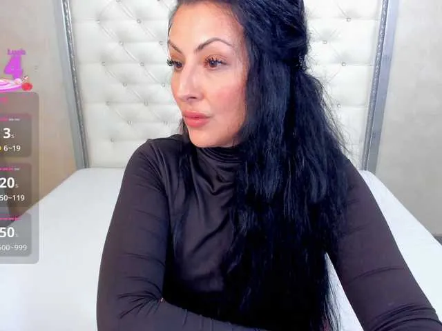 Live sex webcam photo for shycinderela #292298419