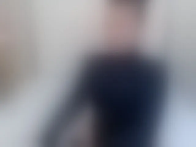 Live sex webcam photo for shycinderela #293431909