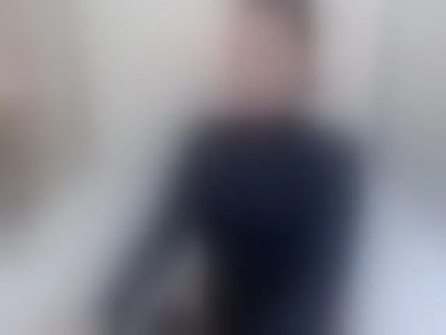 Live sex webcam photo for shycinderela #293445121