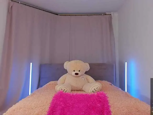 Live sex webcam photo for shymysky #276371205
