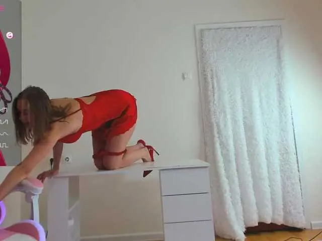Live sex webcam photo for shymysky #283382611