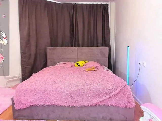 Live sex webcam photo for shymysky #289620386