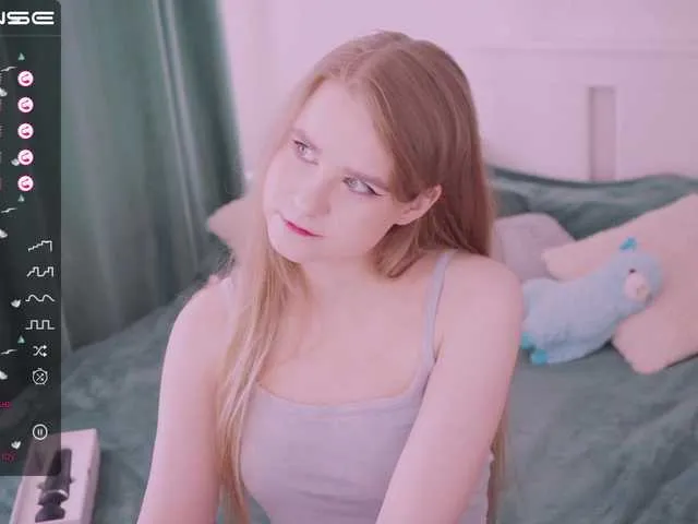 Live sex webcam photo for shyneighbour #275900334