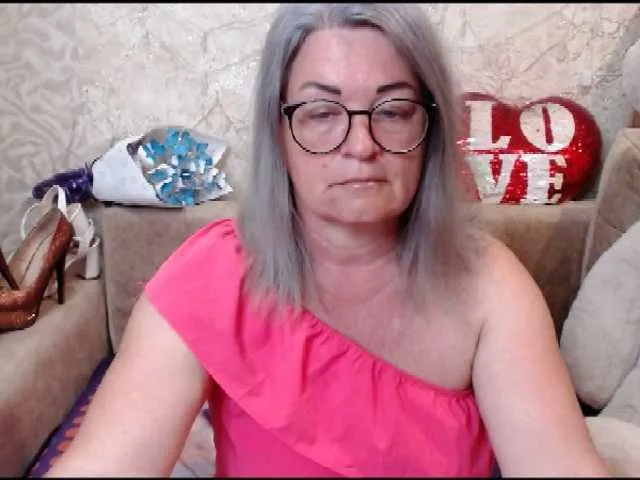 Live sex webcam photo for siberianberry #277884147