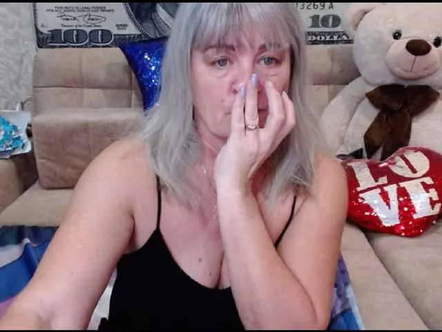 Live sex webcam photo for siberianberry #290155499