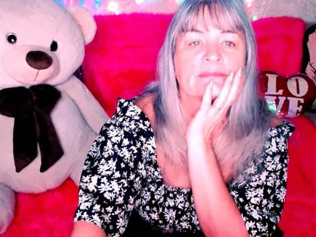 Live sex webcam photo for siberianberry #292070428