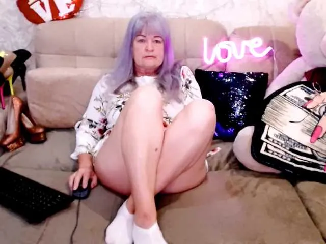 Live sex webcam photo for siberianberry #293603983