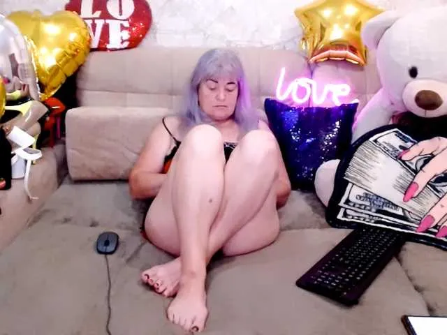 Live sex webcam photo for siberianberry #293699833