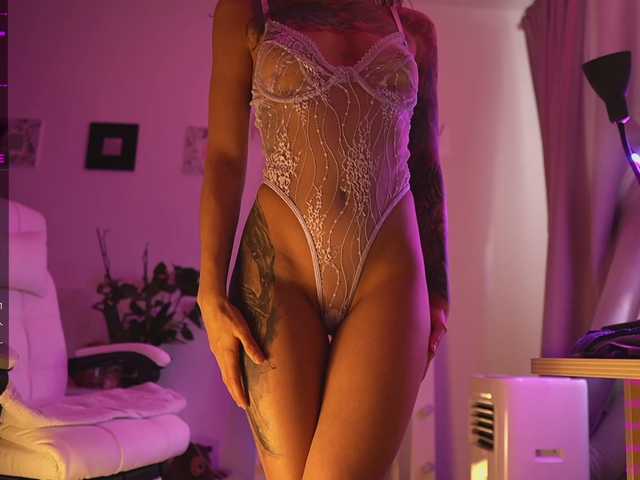 Live sex webcam photo for siberianngirl #273866175