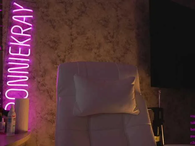 Live sex webcam photo for siberianngirl #274013827