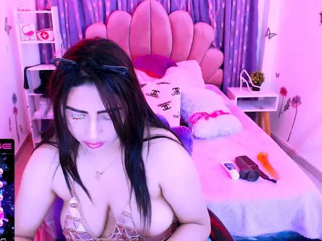 Live sex webcam photo for sidgy592 #275529586