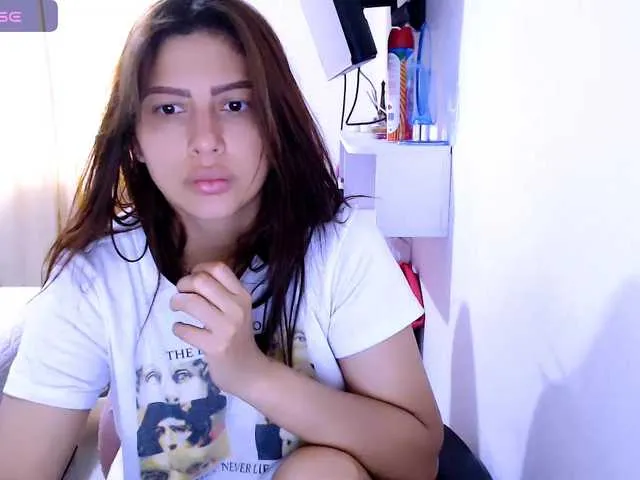 Live sex webcam photo for sidgy592 #277119172