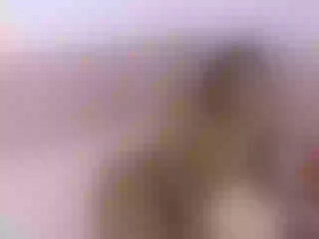Live sex webcam photo for siennagray99 #275649131