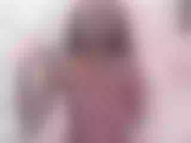 Live sex webcam photo for siennagray99 #276420537