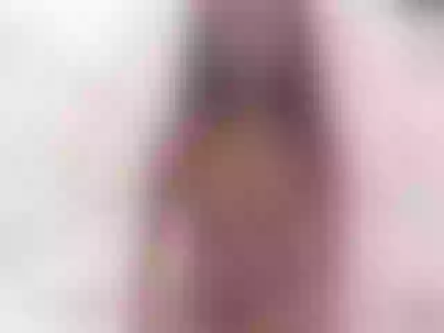 Live sex webcam photo for siennagray99 #276518262