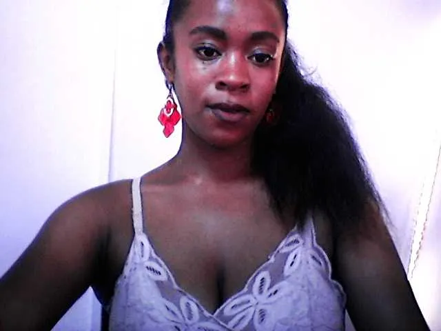 Live sex webcam photo for silviaLaBombe #290493212