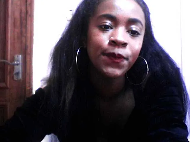 Live sex webcam photo for silviaLaBombe #290511600