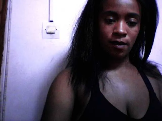 Live sex webcam photo for silviaLaBombe #290588996