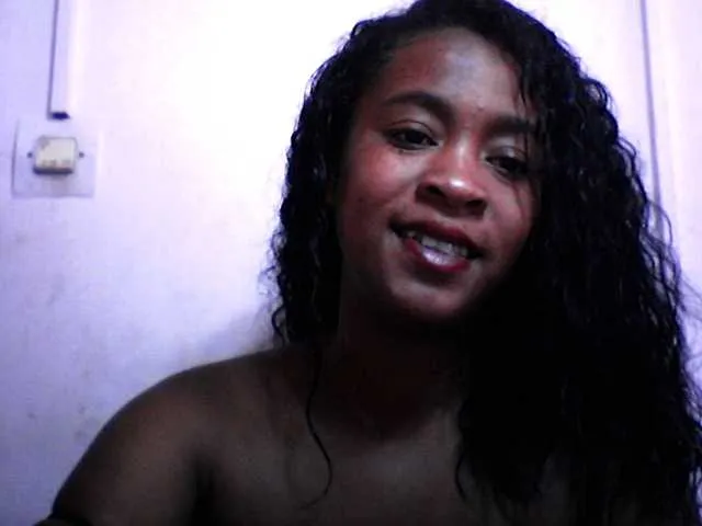 Live sex webcam photo for silviaLaBombe #290755559