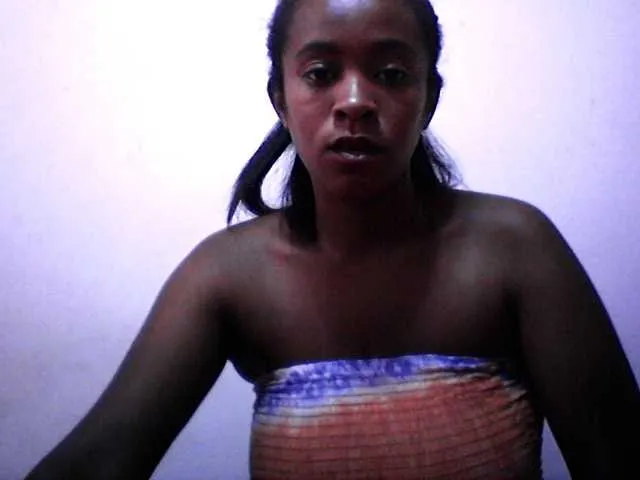 Live sex webcam photo for silviaLaBombe #290804222