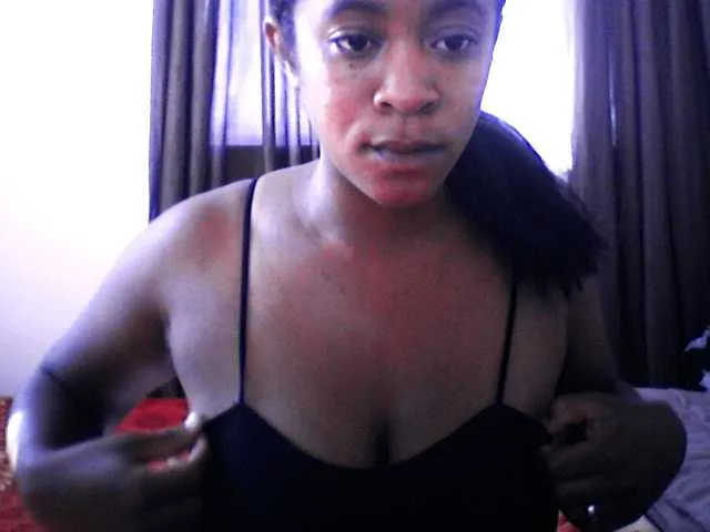 Live sex webcam photo for silviaLaBombe #290852130