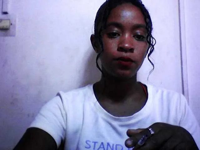 Live sex webcam photo for silviaLaBombe #290900945