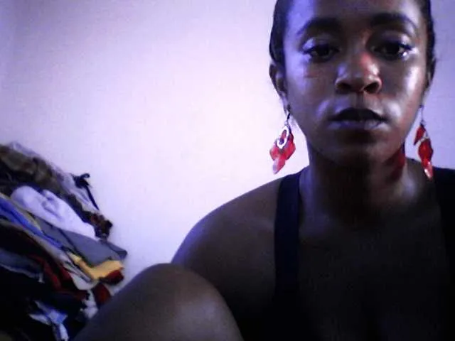 Live sex webcam photo for silviaLaBombe #290914495