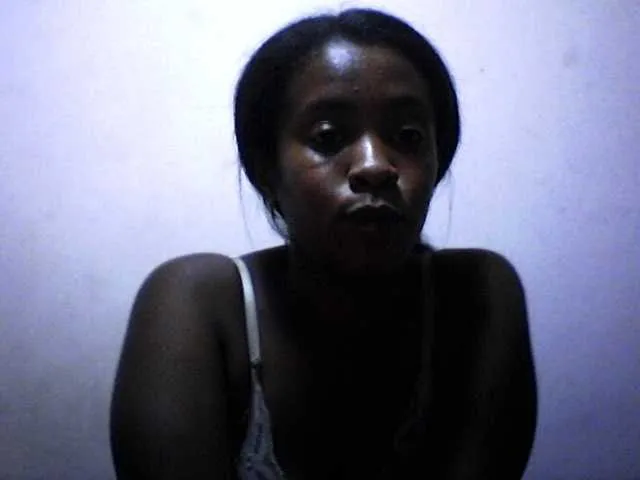 Live sex webcam photo for silviaLaBombe #290938071