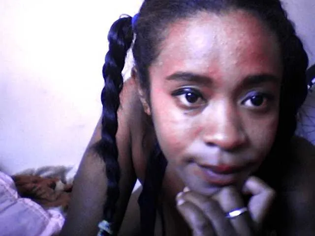 Live sex webcam photo for silviaLaBombe #291035789