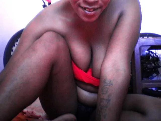 Live sex webcam photo for silviaLaBombe #291050910