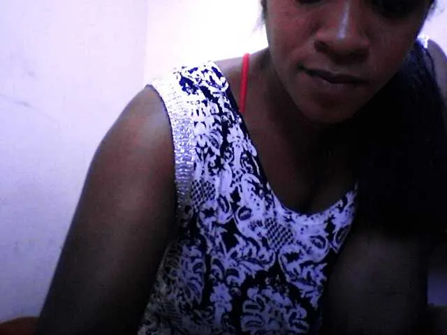 Live sex webcam photo for silviaLaBombe #291090323