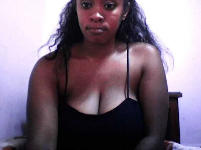 Live sex webcam photo for silviaLaBombe #291266732