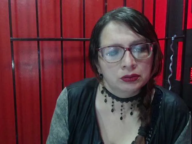 Live sex webcam photo for sinfulpassion #272333690