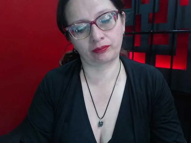 Live sex webcam photo for sinfulpassion #273141732