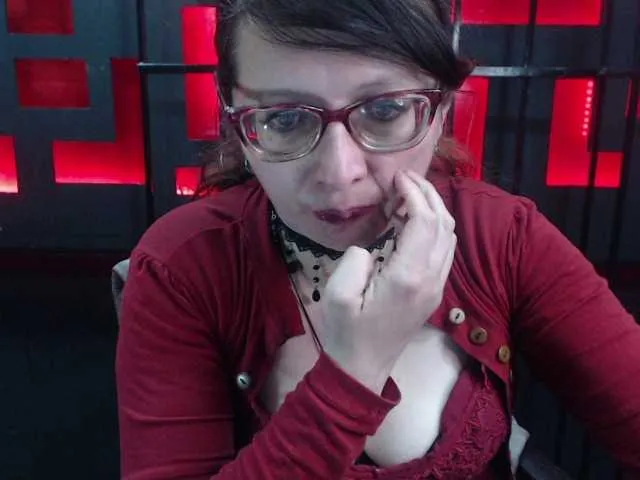 Live sex webcam photo for sinfulpassion #273263673