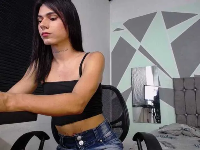 Live sex webcam photo for sissy-lorraine1 #276012023