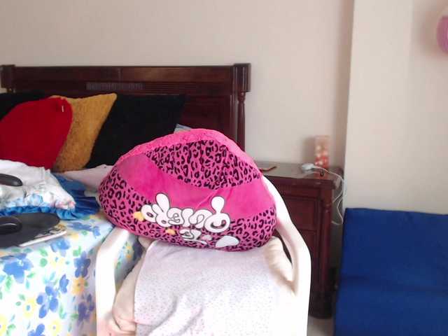 Live sex webcam photo for skarlethking8 #291038018