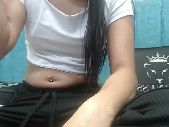 Live sex webcam photo for skinny-brenda #291433269