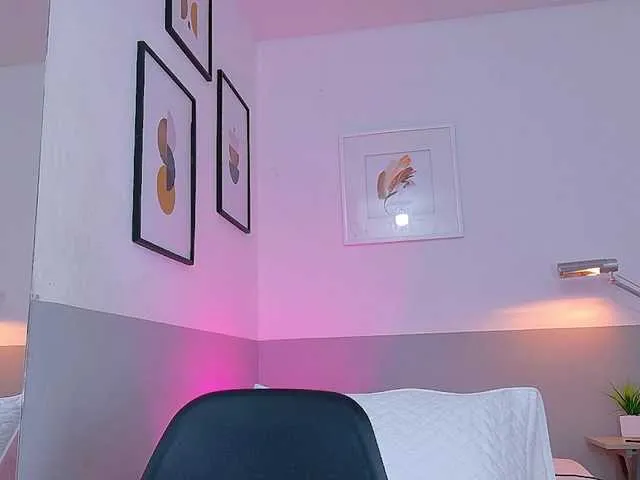 Live sex webcam photo for skinnyprinces #290913140