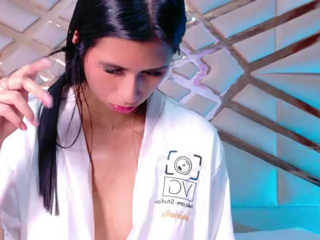 Live sex webcam photo for skinnyprinces #293628866