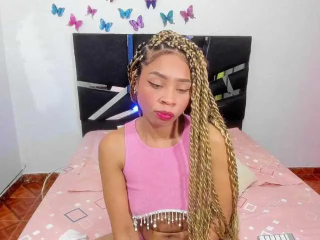 Live sex webcam photo for skinnyslutgirl #291607434